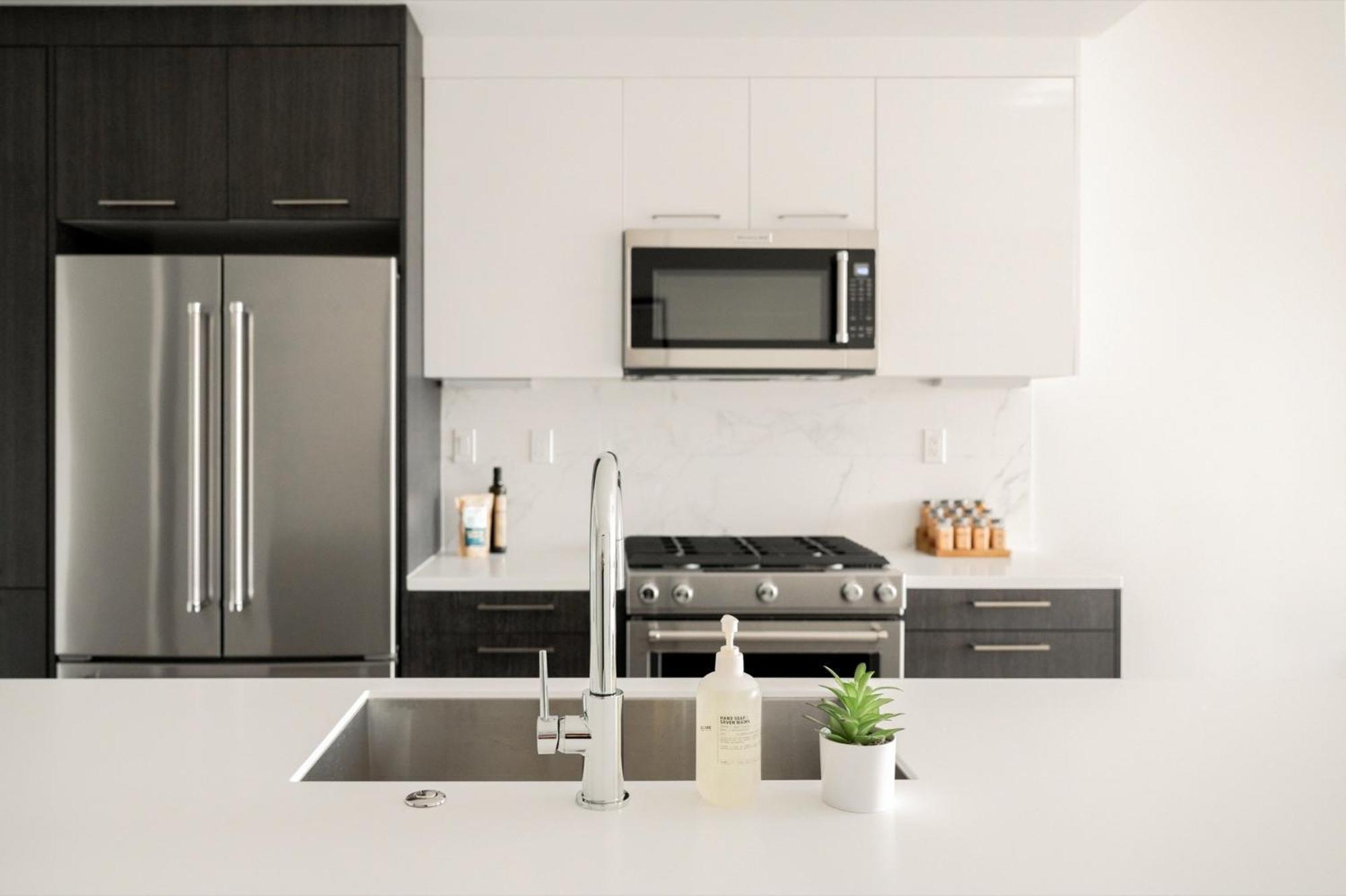 Views - Luxe Loft - Zuni Lofts Denver